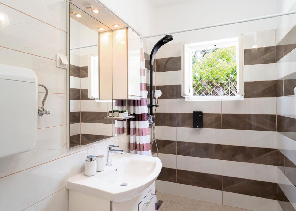 Rinada - Zf Hvar Đảo Hvar Ngoại thất bức ảnh